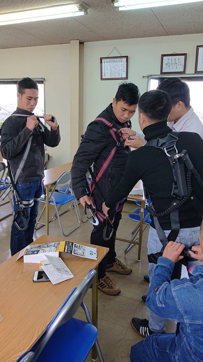 <span  class="uc_style_uc_tiles_grid_image_elementor_uc_items_attribute_title" style="color:#ffffff;">106372</span>