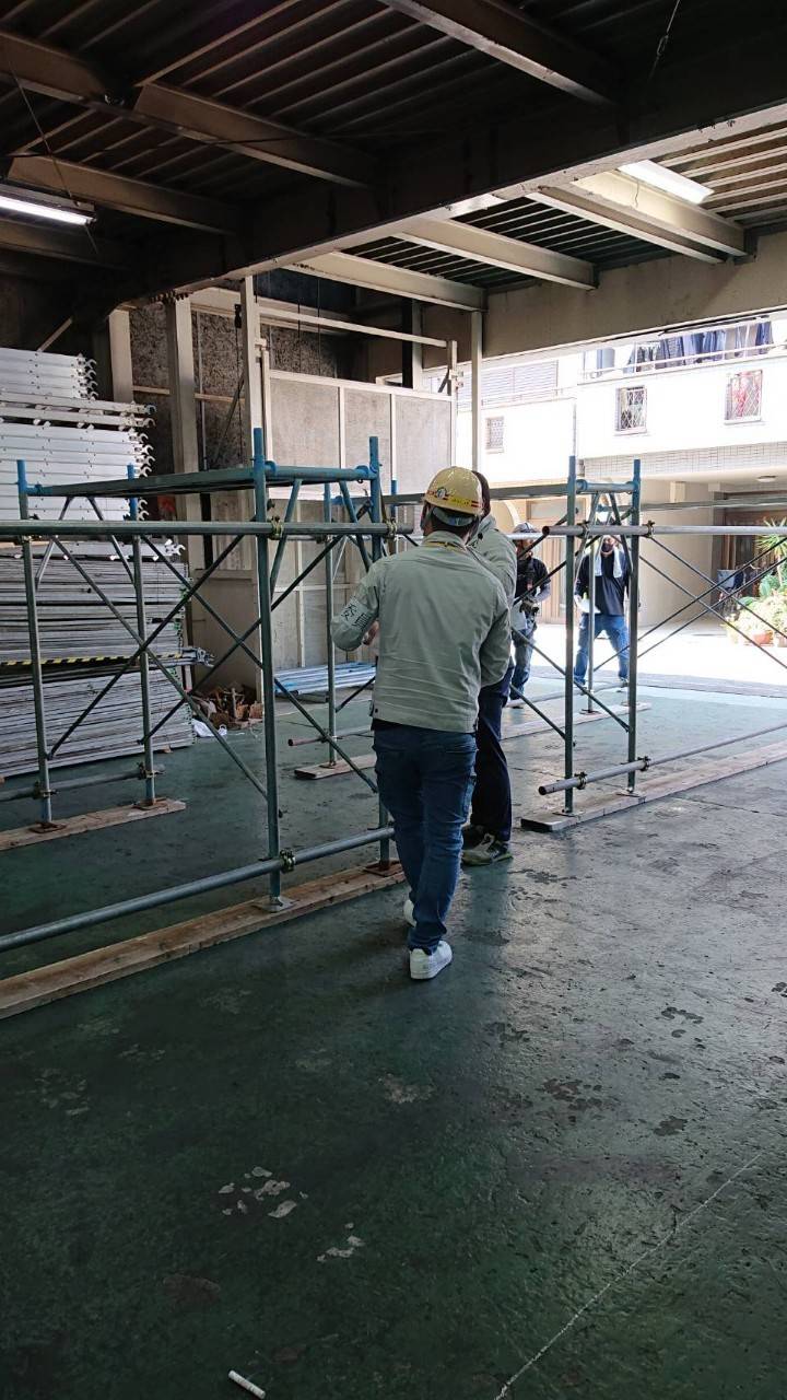 <span  class="uc_style_uc_tiles_grid_image_elementor_uc_items_attribute_title" style="color:#ffffff;">106387</span>