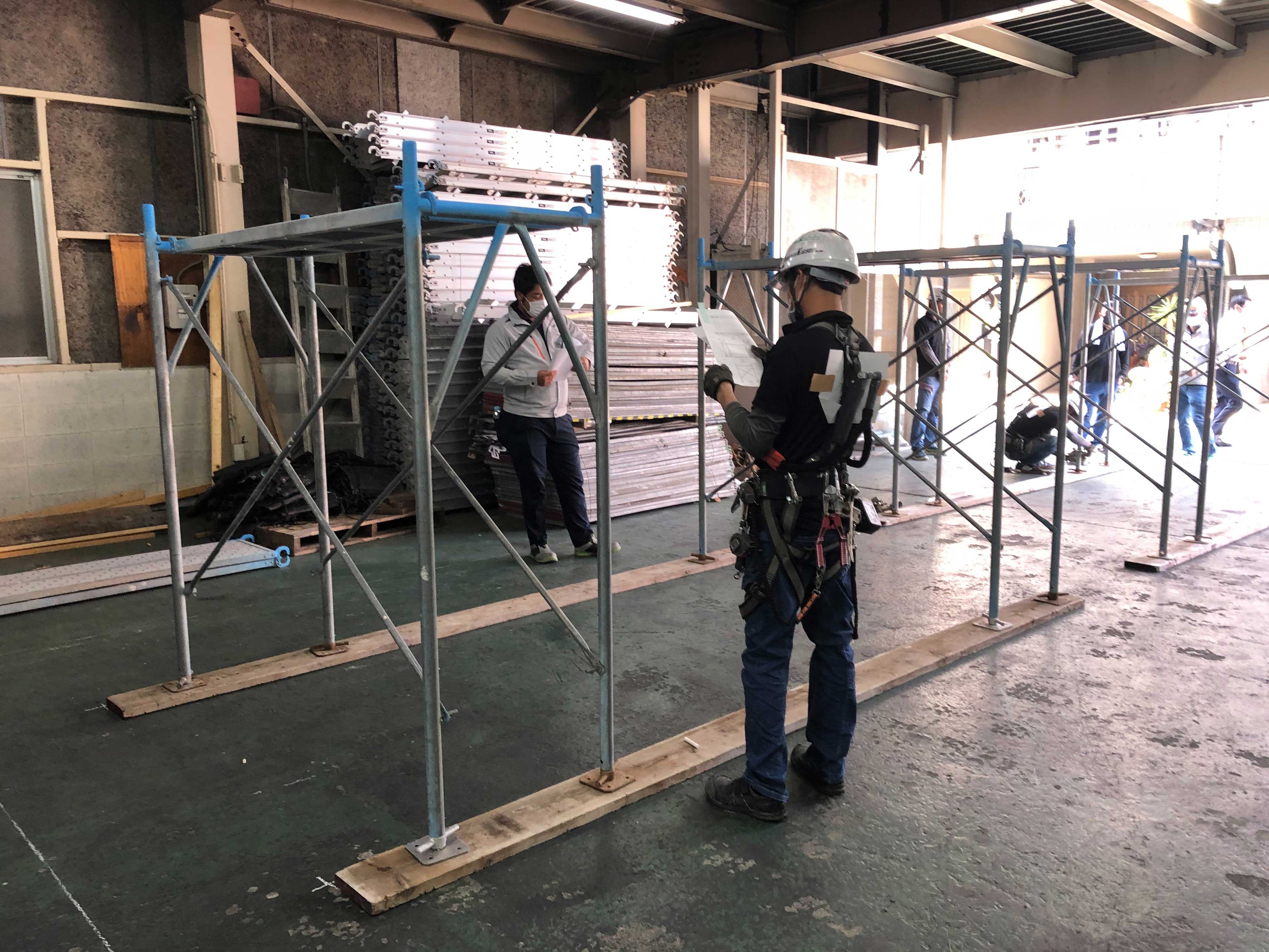 <span  class="uc_style_uc_tiles_grid_image_elementor_uc_items_attribute_title" style="color:#ffffff;">2_34365502</span>